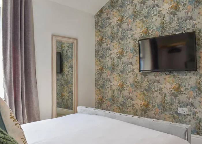 Hyde Away - Uk50212 斯卡伯勒