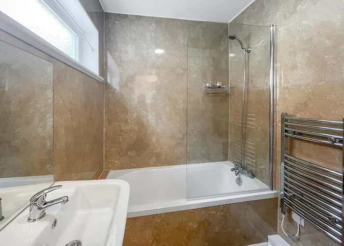 Hyde Away - Uk50212 斯卡伯勒